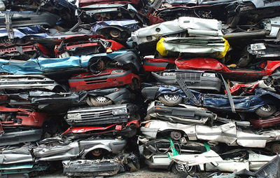 【兩會(huì)說(shuō)】&ldquo;報(bào)廢不如賣廢品&rdquo;將成汽車歷史?